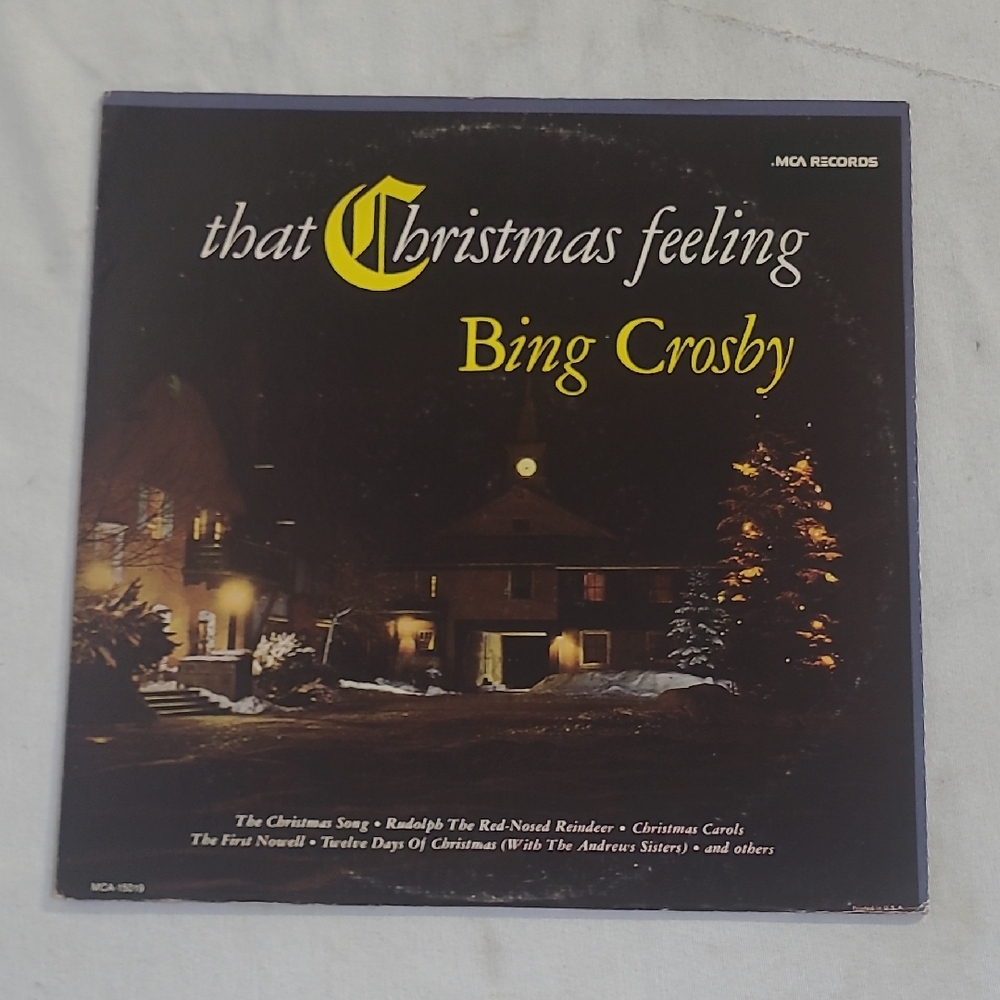 Bing Crosby That Christmas Feeling Vinyl Record MCA-15019